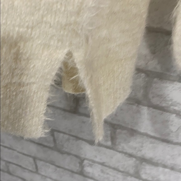 Time and tru fair isle fuzzy sweater size s/xxl - Picture 8 of 8